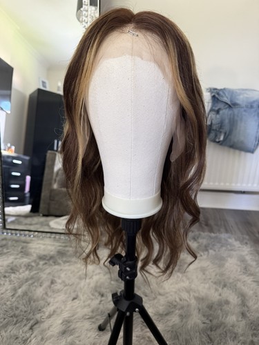 Highlighted human hair - 22”,